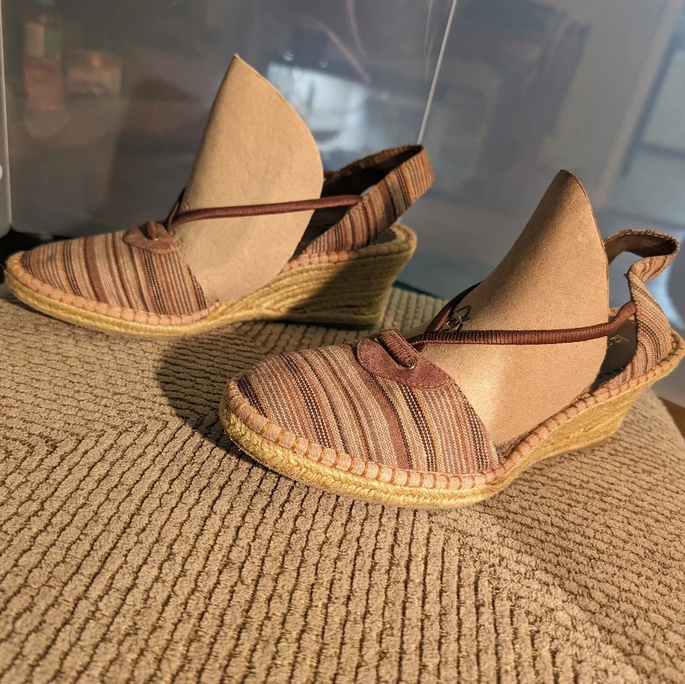 Liz Claiborne Brynn 8 vintage canvasleather captoe espadrille platform 2.5